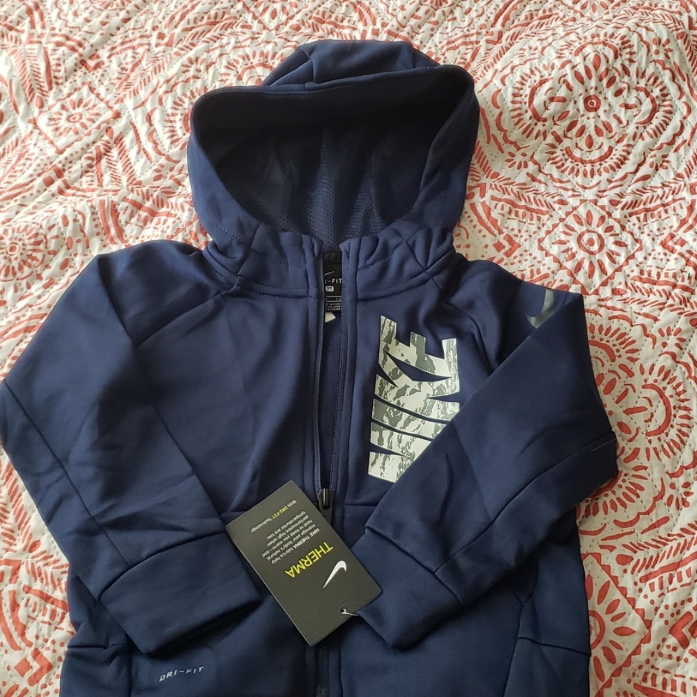 NIKE DRI-FIT THERMA JACKET